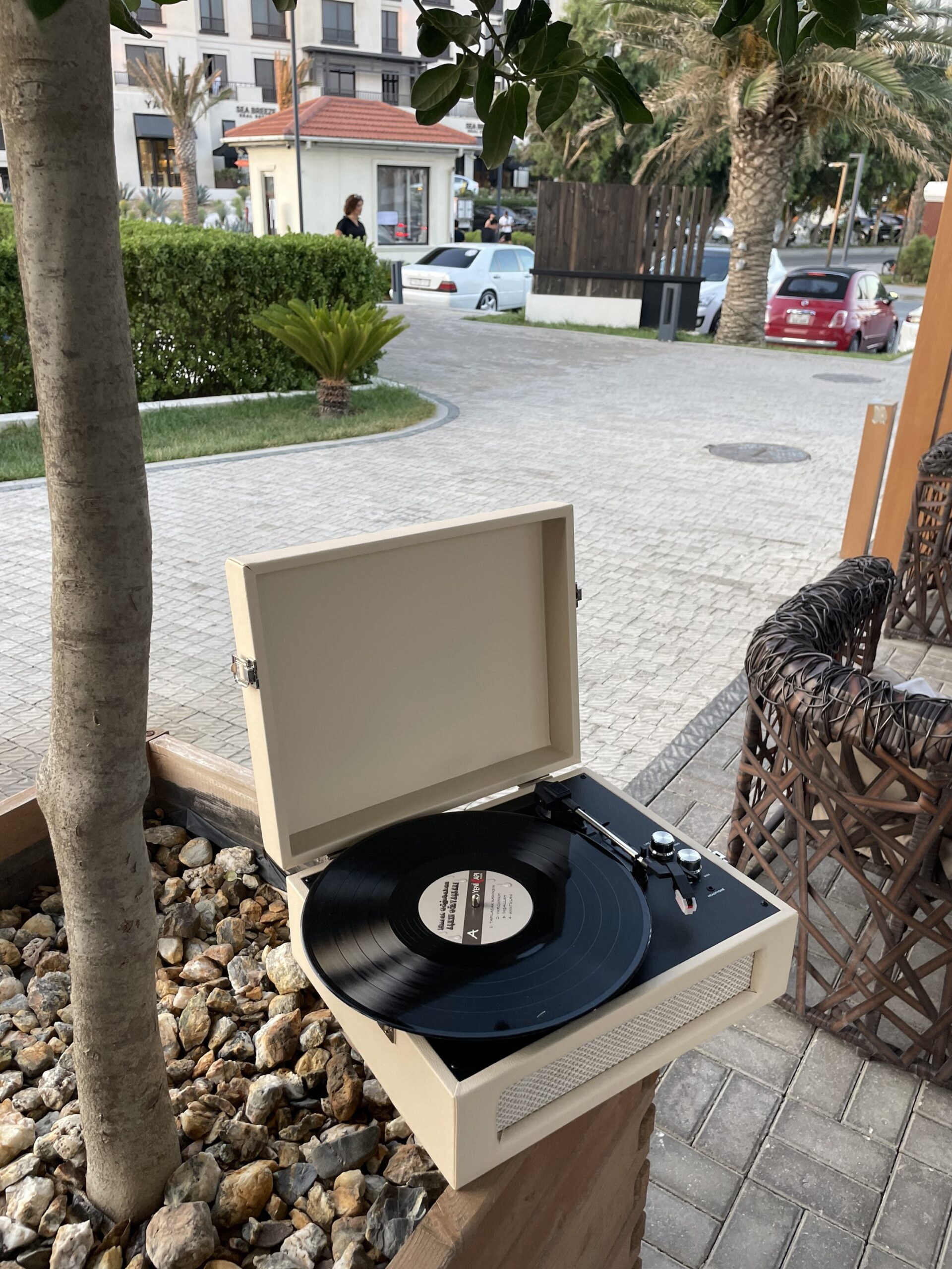 Gramofonbaku GRM010 çanta Pikap – Bluetooth Retro plak Çalar 3 Gramofonbaku GRM010 çanta Pikap – Bluetooth Retro plak Çalar - Görsel 3